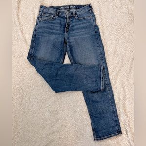 American Eagle - 90’s Straight Jeans - Size 10